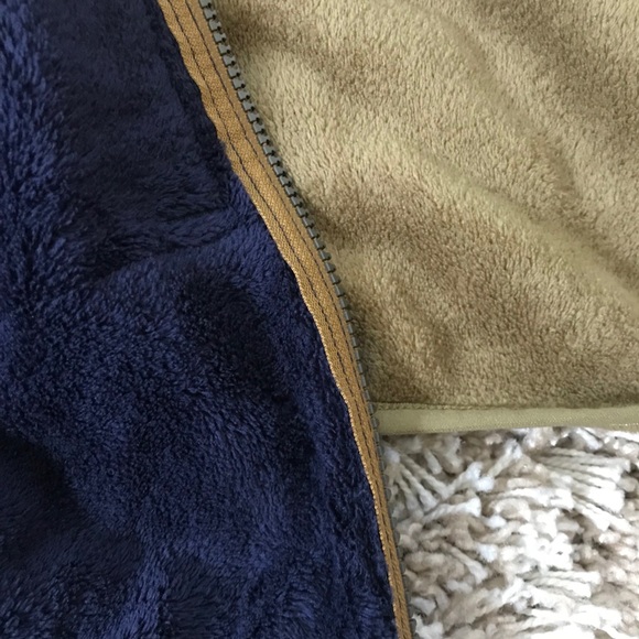 Bundle of Carter’s Fleece Vests - Picture 4 of 6